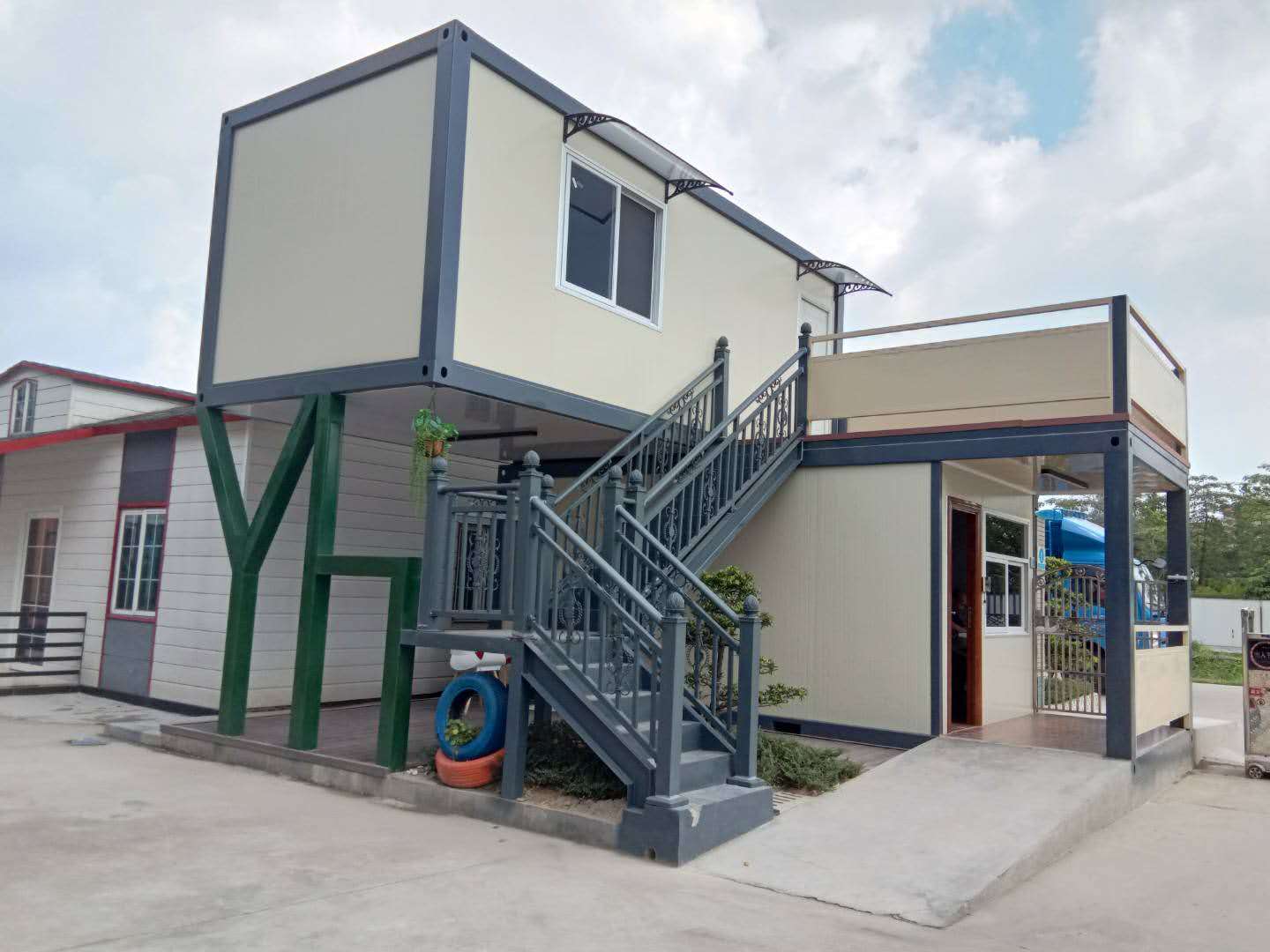 Container house video