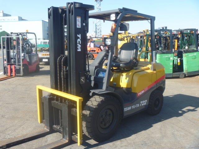 YEAR 2013 FORKLIFT(DIESEL)