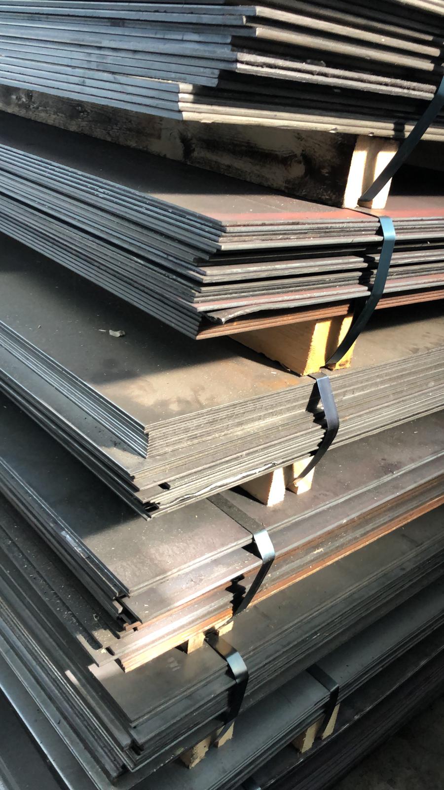 Primina, sheets/plates from Italy