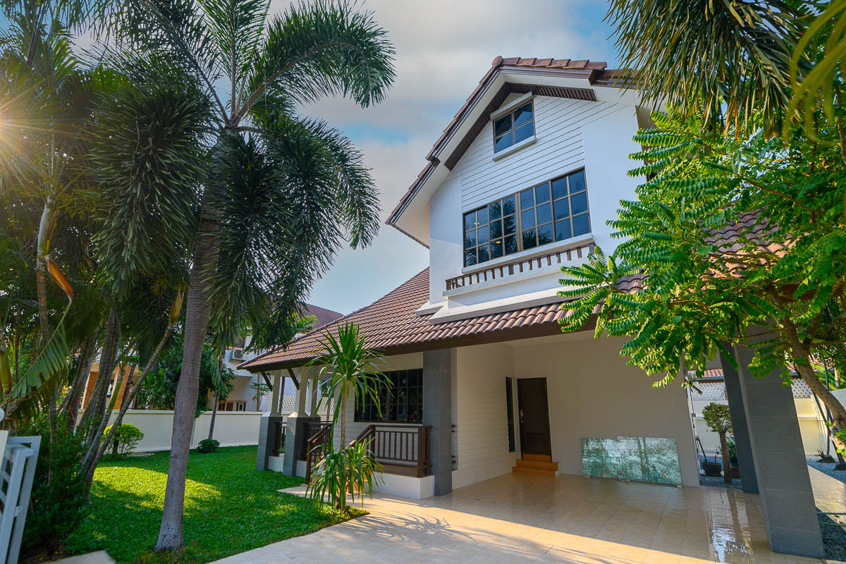 Fully renovated House in Central Park 4/2 - Easy access to Central Pattaya