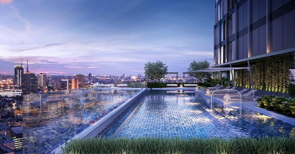 LOFT in Silom, Clear stock last chance to get up to 3 MB discount