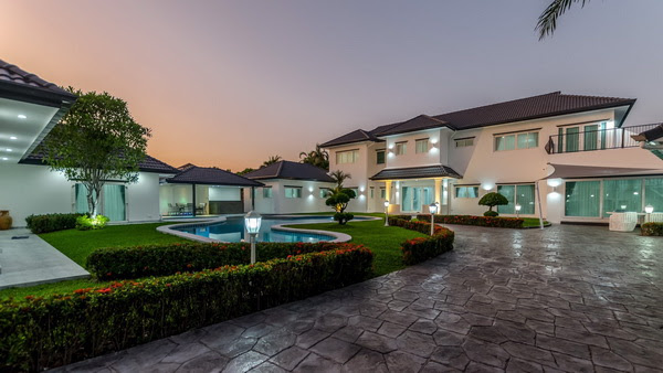 East Pattaya  Luxurious House New on the Sales Market!