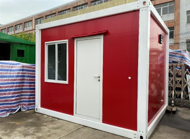 3 bedroom,bathroom livingroom luxury living modified container house