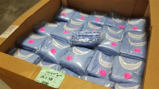 For Sale: Surgical Gowns Level 4 - 1,415 Units