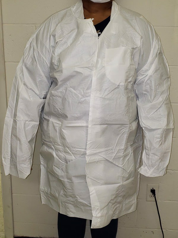 For Sale: Lab Coats 30,000 Units - Size 3X