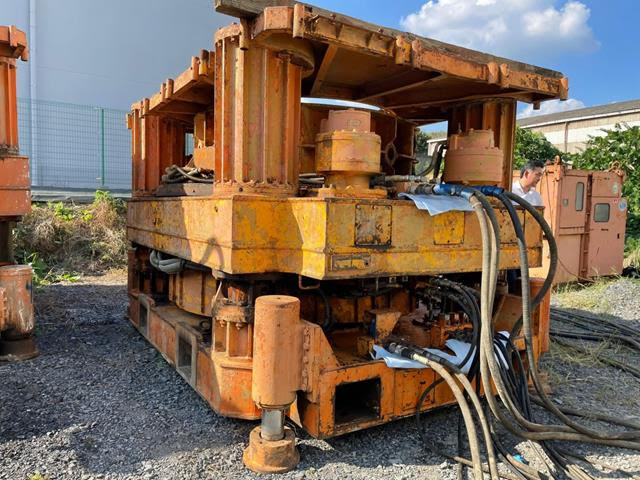 Two Units of Oscillator-Casing Rotators with hydraulic power pack