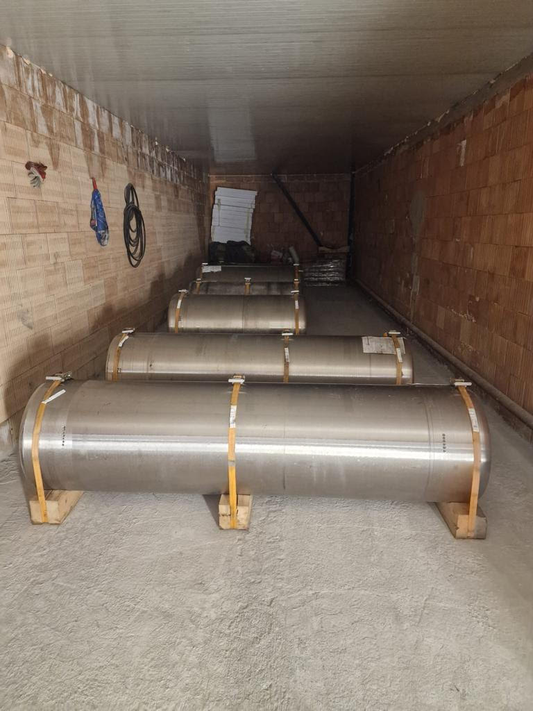 reliable source Titanium
