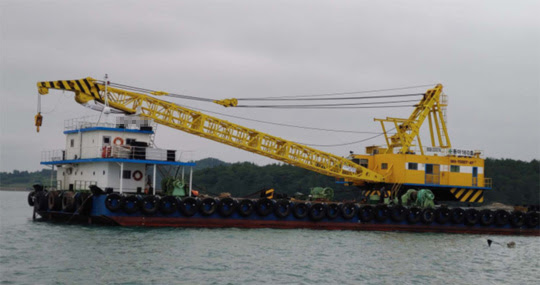 Ref. No. : BNC-FC-155-82 (TBN), FLOATING & GRAB DREDGER (REVOLVING TYPE)
