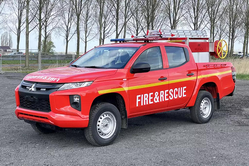 One unit only Mitsubishi L200 GL 4x4 Fire Fighting Vehicle