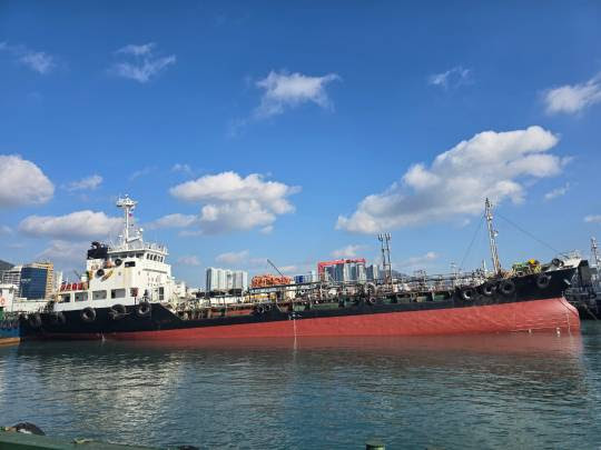 Ref. No. : BNC-PT-1247-96 (M/T TBN)  PRODUCT TANKER