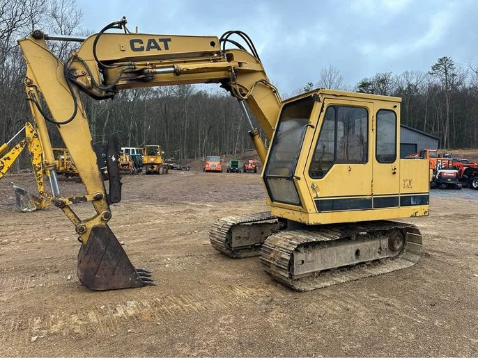 CAT E70 Excavator
