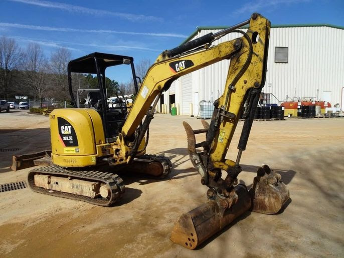 2012 CAT 303.5E Mini Excavator
