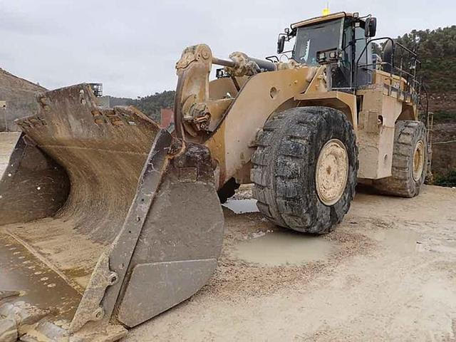 FOR SALE 2 X CAT. 988K - Year 2021