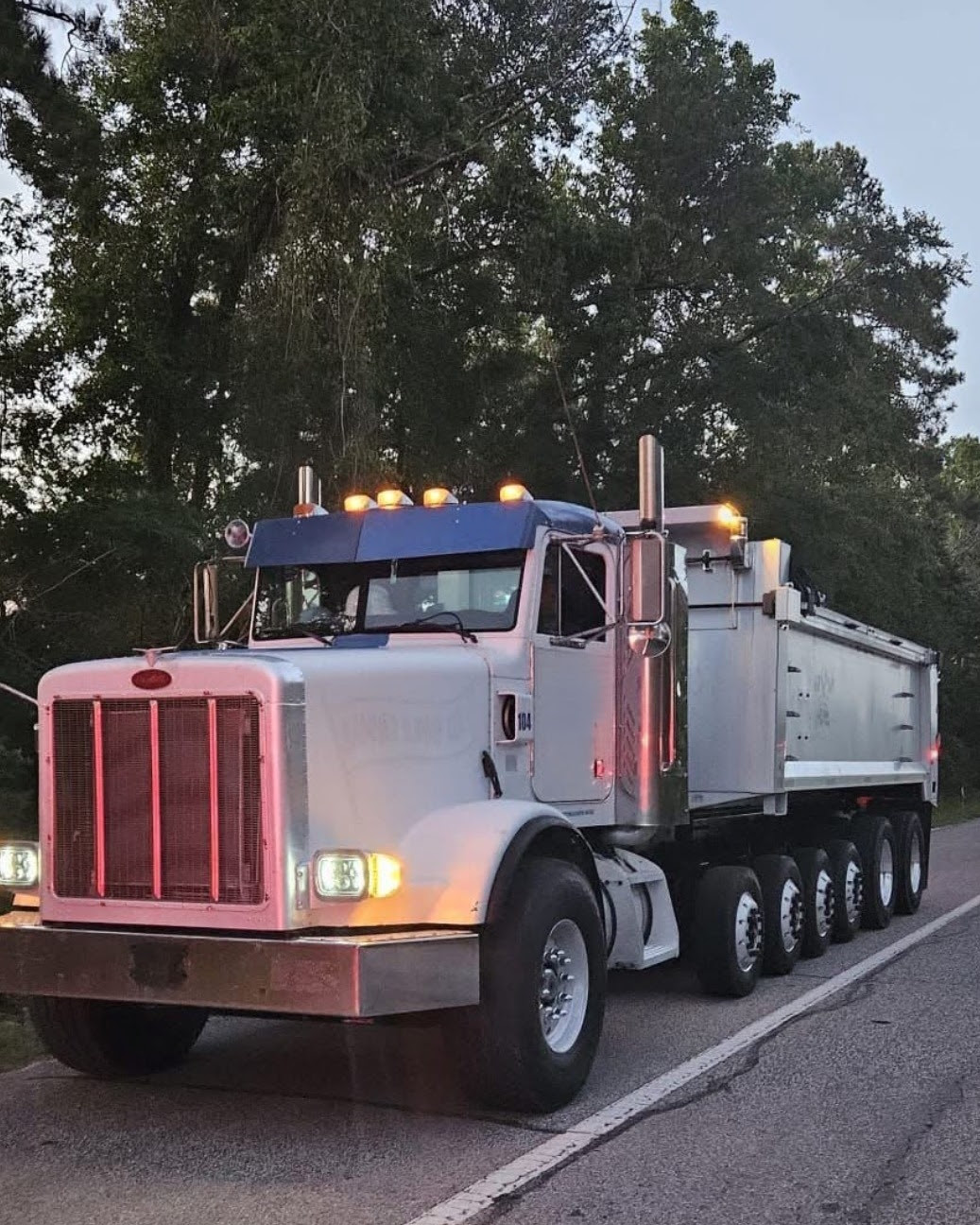 2004 Peterbilt 357 Heavy Spec Dump Truck