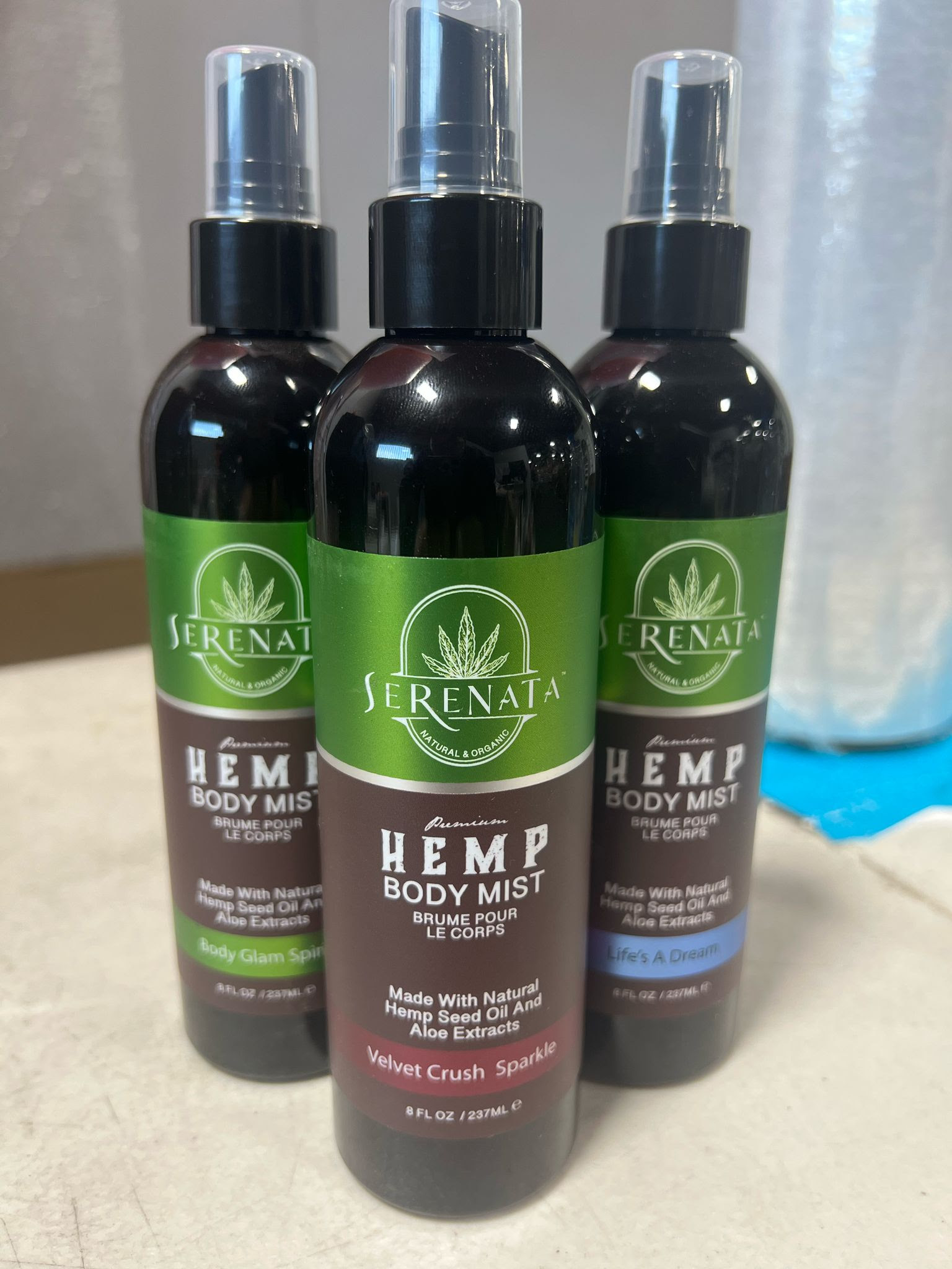 Serenata 8 oz(237ml) Hemp Seed Oil Moisturizing Body Spray.  7200 Units. EXW Los Angeles $3.95 Unit.