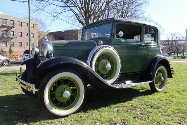 1931 Ford Model A Victoria
