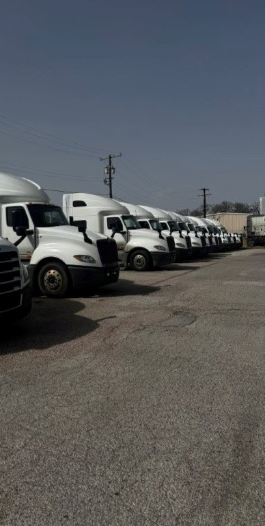 35 - 2021 International LT 625 Sleepers