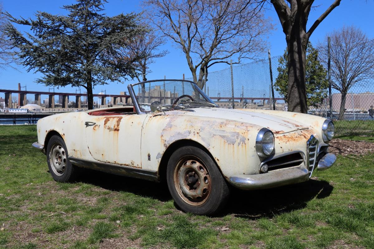Rare 1958 Alfa Romeo Spider Veloce by Pininfarina