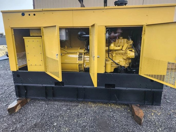 Nice! CAT Olympian 125KW Generator