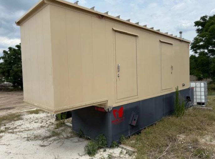 2018 Cat 200KW Generator w/ 1,640 Gallon Fuel, Electric Panel & Very Low Hrs!!!