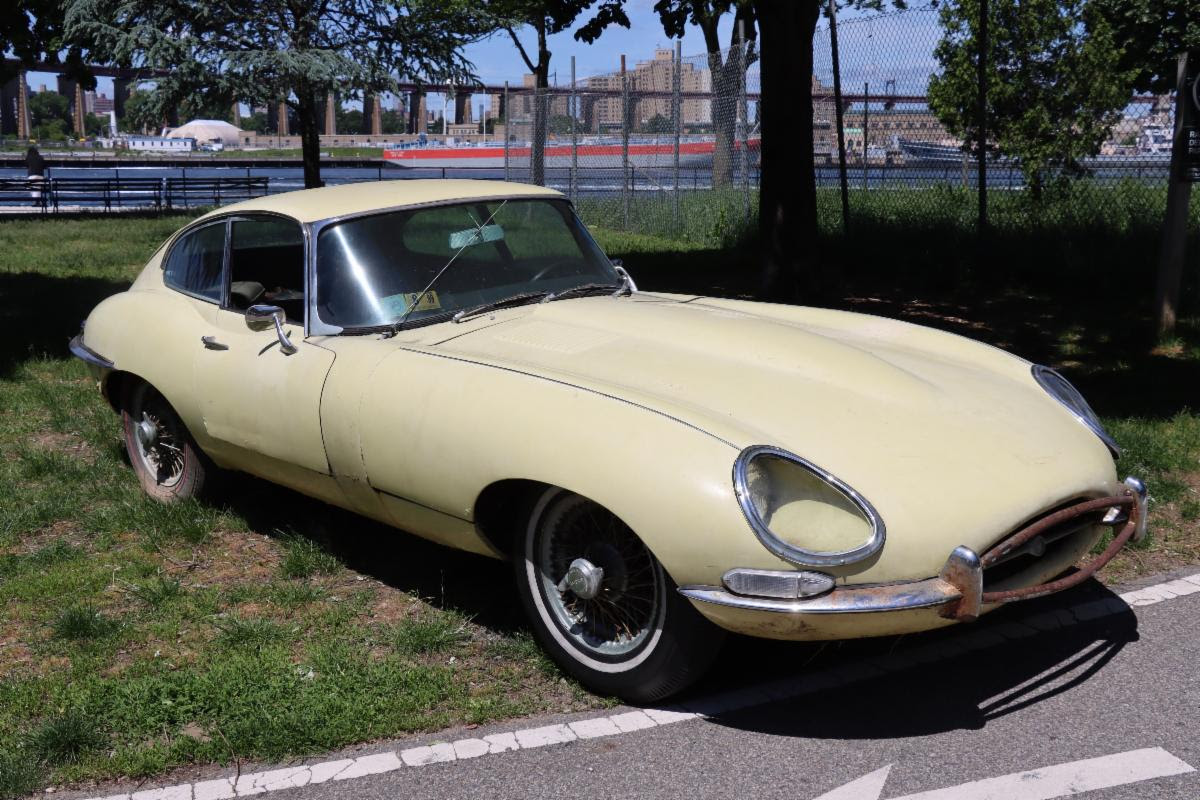Barn-Find 1967 Jaguar XKE Series I 4.2 Coupe with Matching Numbers