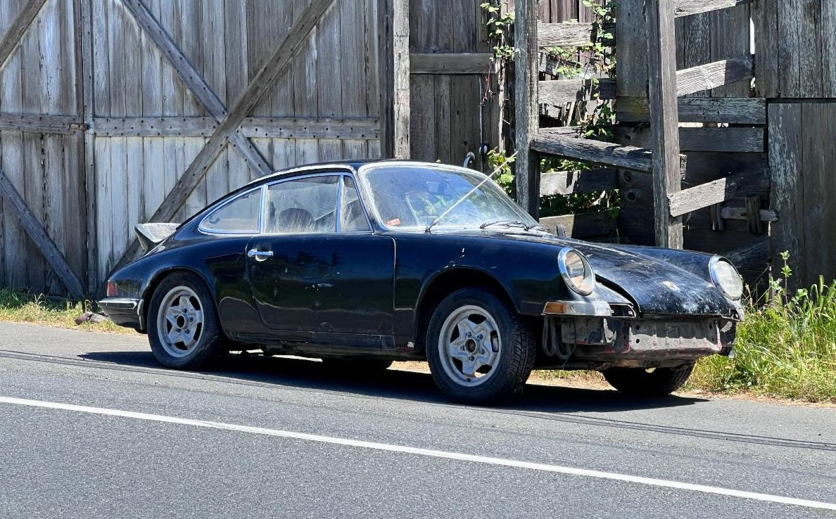  California Barn-Find 1970 Porsche 911S Coupe with Matching Numbers