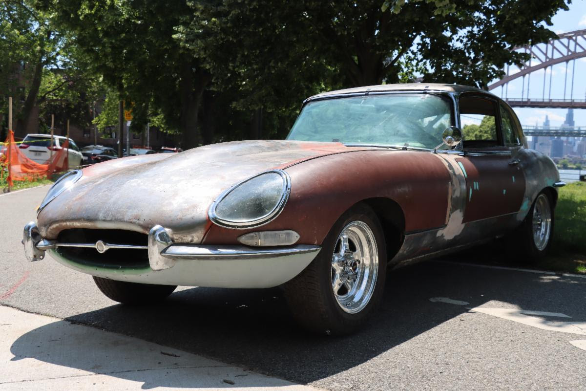 1966 Jaguar XKE Series I 2+2