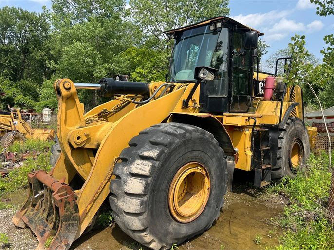 Needs Repair! CAT 966K Wheel Loader 
