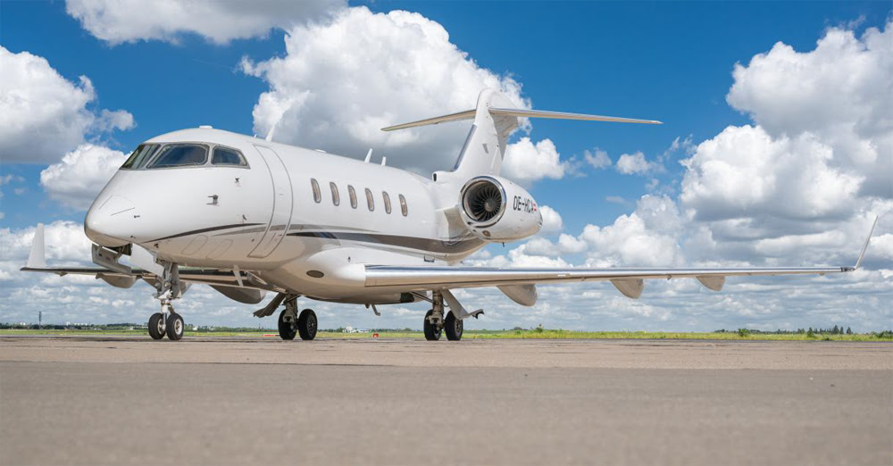 NEW TO MARKET 2010 Bombardier Challenger 300