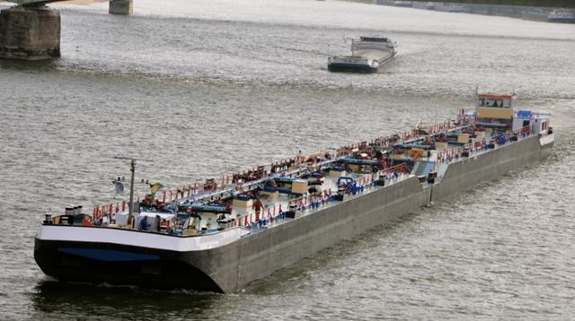 For Sale: Double Hull Tanker Push Barge Combination – 5000 Ton Capacity