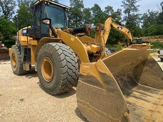 2014 CAT 966M