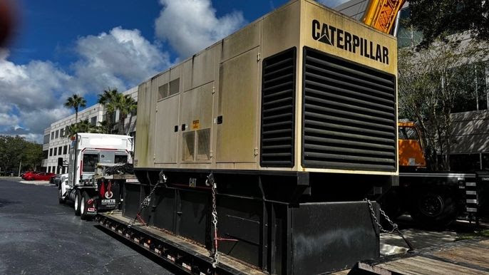 2003 CAT 550KW / CAT 3412 Standby Diesel Generator, 465 Hours!