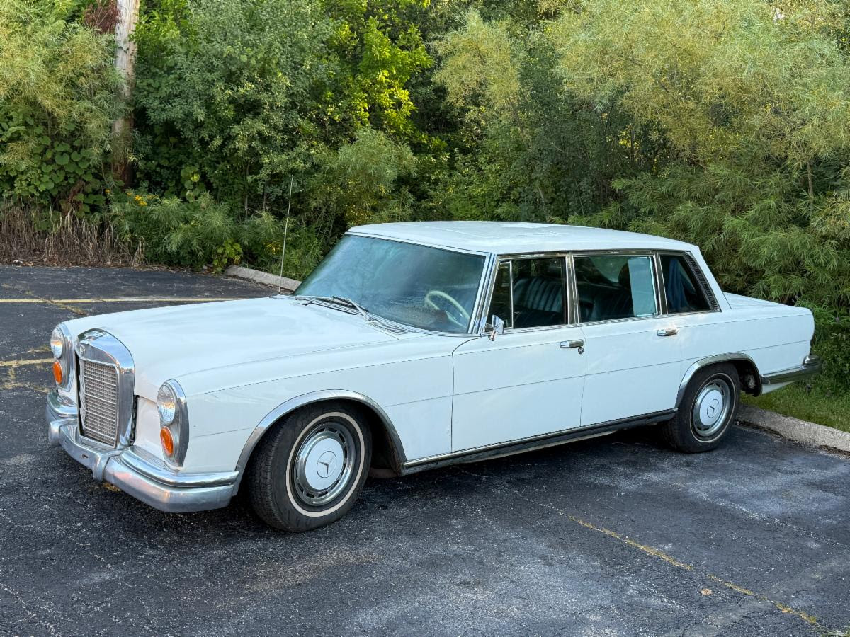 1967 Mercedes-Benz 600 Sedan with Factory Sunroof