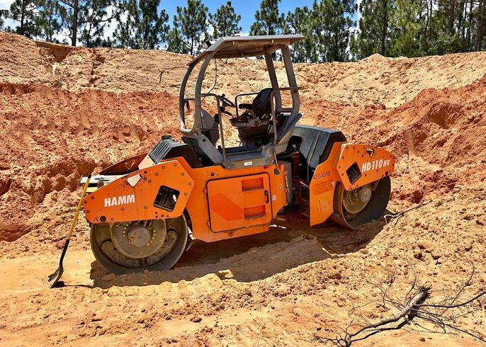 Hamm 66” Double Drum HD110 HV Roller