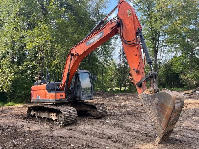 2016 Doosan DC180LC Excavator