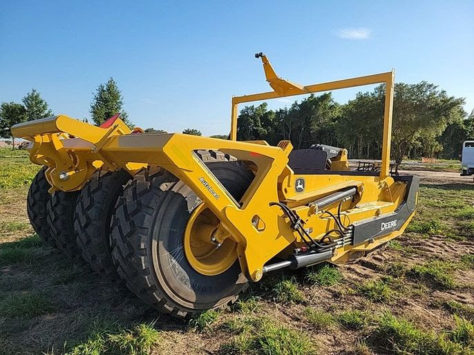 2024 John Deere 2112DC Pull Scraper 