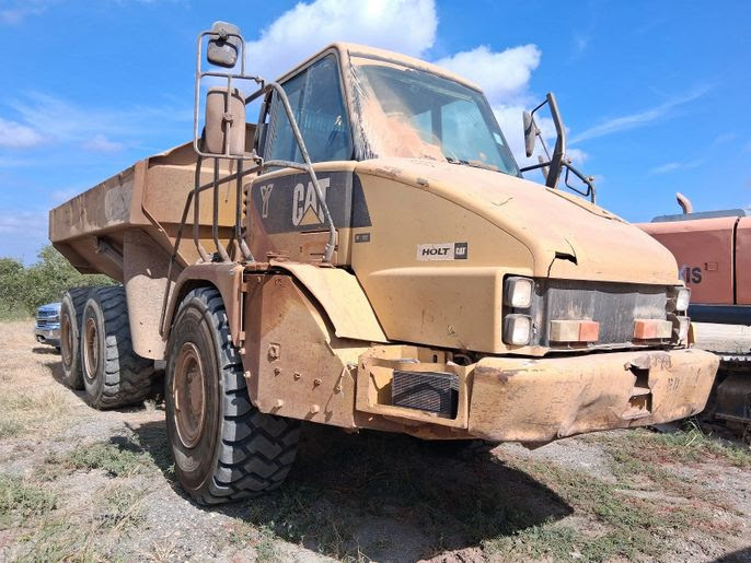2012 CAT 730 Haul Truck 