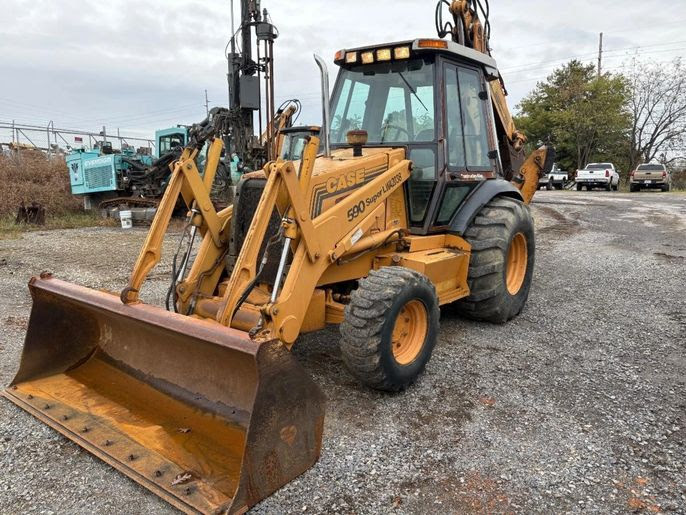 1996 CASE 590SL & 2002 CASE 590SM BACKHOE LOADERS 