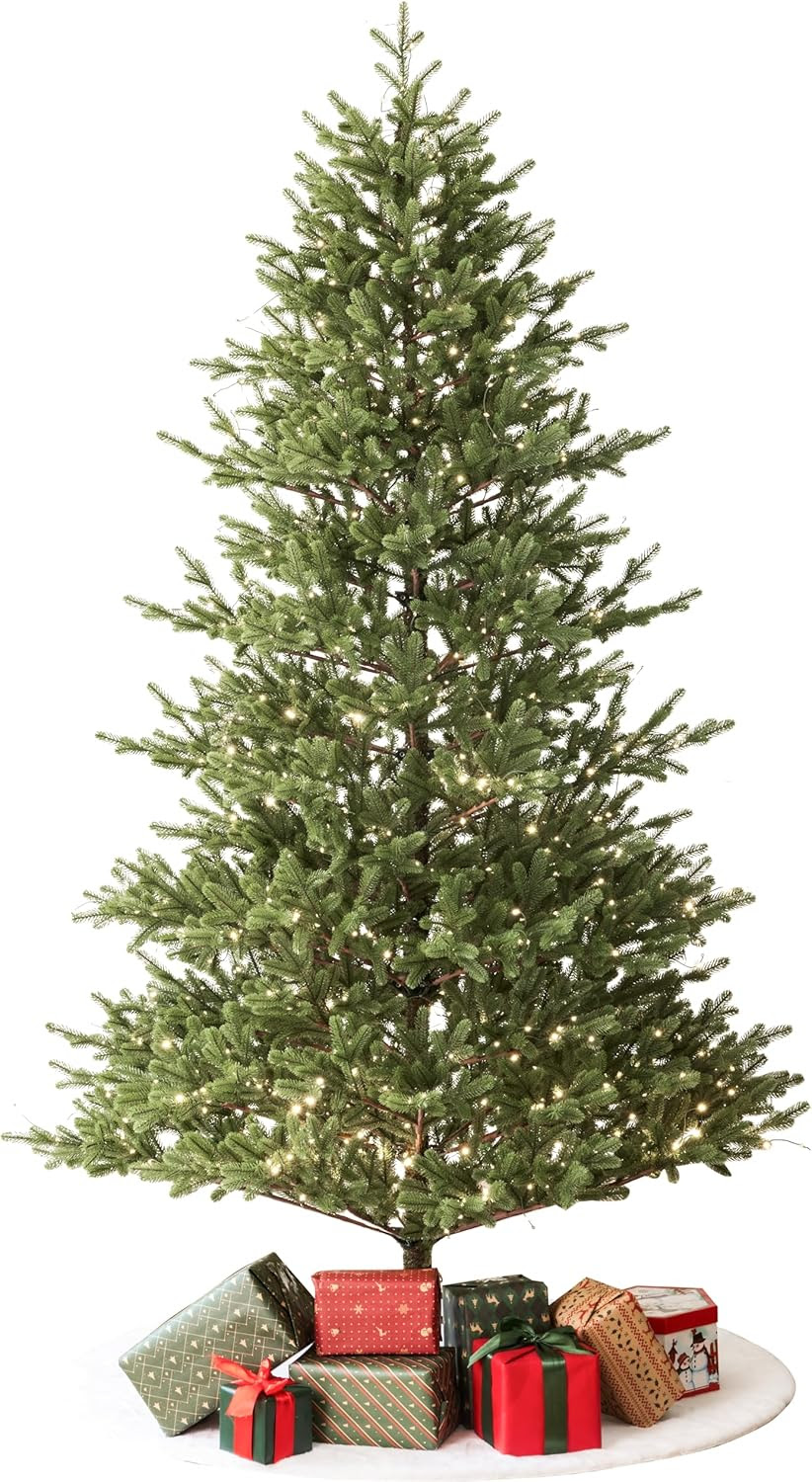 6.5ft & 7.5ft Pre-Lit Christmas trees. 660 Units.  EXW Los Angeles $40.00 Unit. Retail $276.00