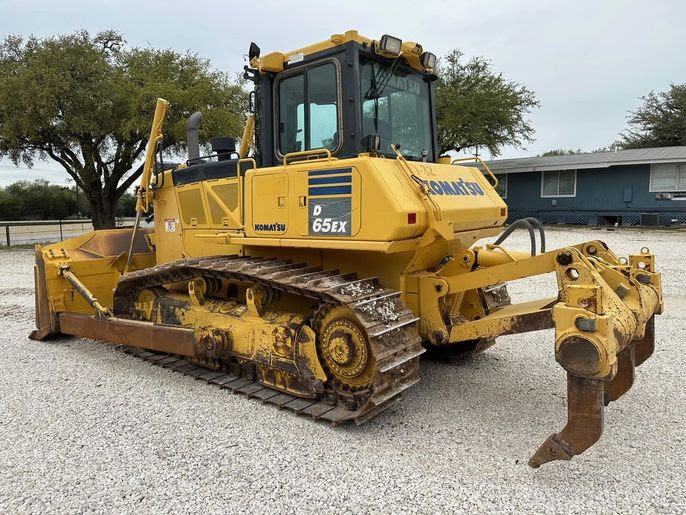 2017 Komatsu D65EX-18 Dozer w/Ripper 