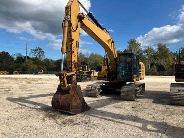 2015 CAT 323FL Excavator, 7400 Hours 
