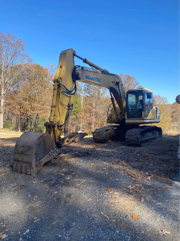 2007 Komatsu PC160LC Excavator, w/Hyd Thumb!