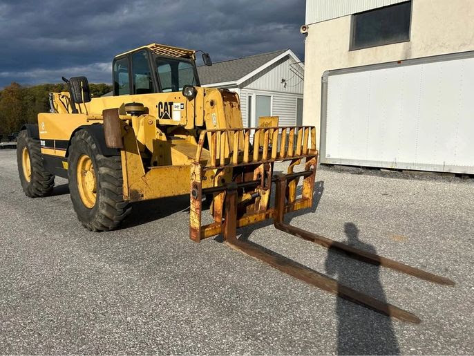 1988 CAT TH103 Telehandler