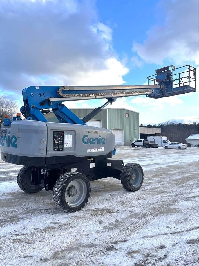 2016 Genie S60 X Manlift