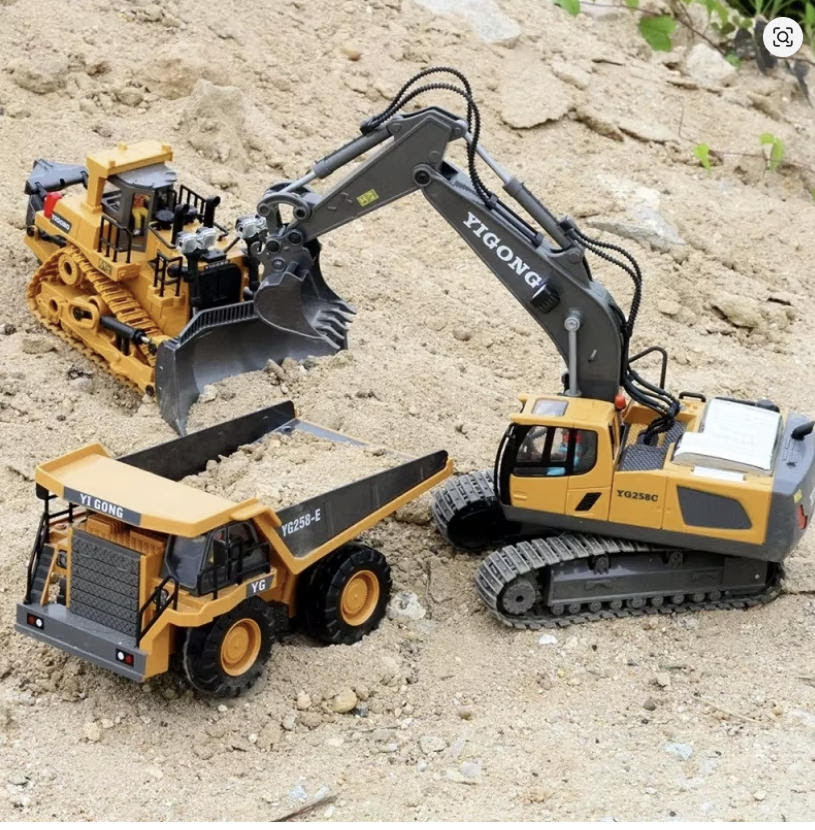YIGONG Remote Control Construction Truck Toy Cars. 9308 Units.  EXW Los Angeles $7.95 Unit. Retail $51.76 ( On sale now $25.38)