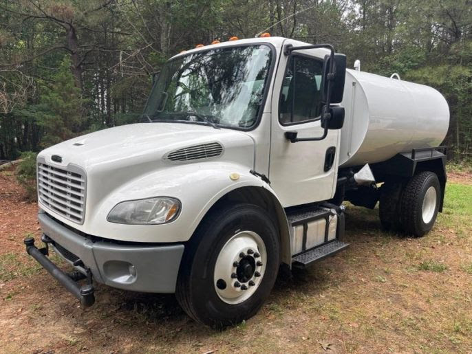 2019 Freightliner 2000 Gallon Water Truck