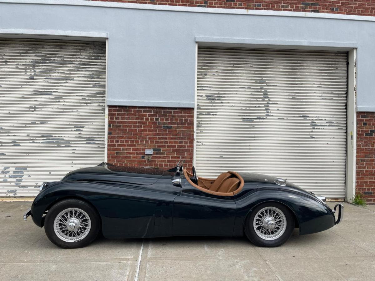 1954 Jaguar XK120 Roadster 