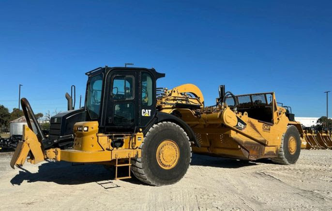 2020 CAT 627K Motor Scraper