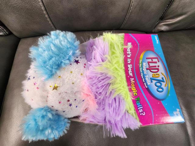BRAND-NEW Magic Tails 2-in-1 FLIP A ZOO PET 11