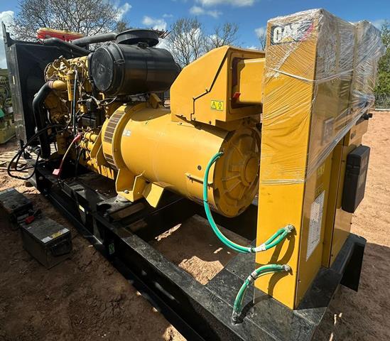 2015 Used CAT C15, 550 kva, Open Type Set.